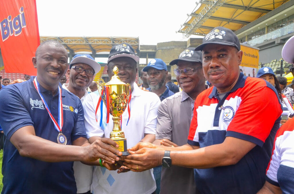 WINNERS EMERGED AFTER THE GAMES AND PRIZES AND CONSOLATION PRIZES FILLED THE AIR.10