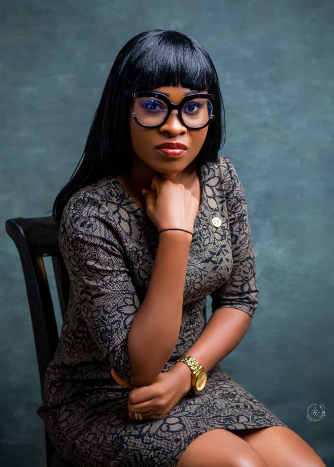 Rtn Moffat - Oyeyemi Vivian Emaido